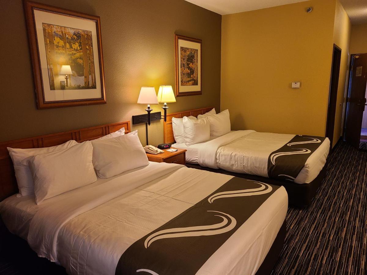 Quality Inn & Suites Wellington - Fort Collins Екстериор снимка