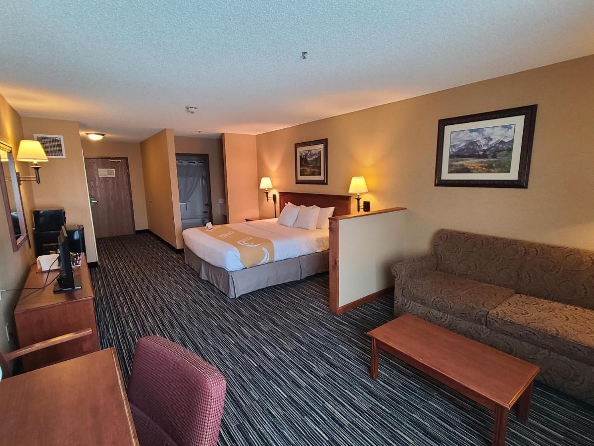 Quality Inn & Suites Wellington - Fort Collins Екстериор снимка