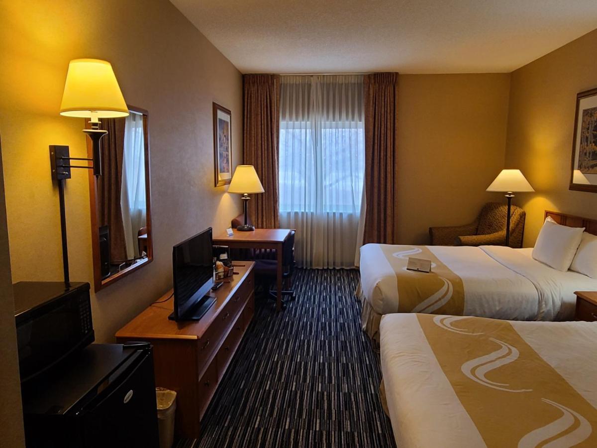 Quality Inn & Suites Wellington - Fort Collins Екстериор снимка