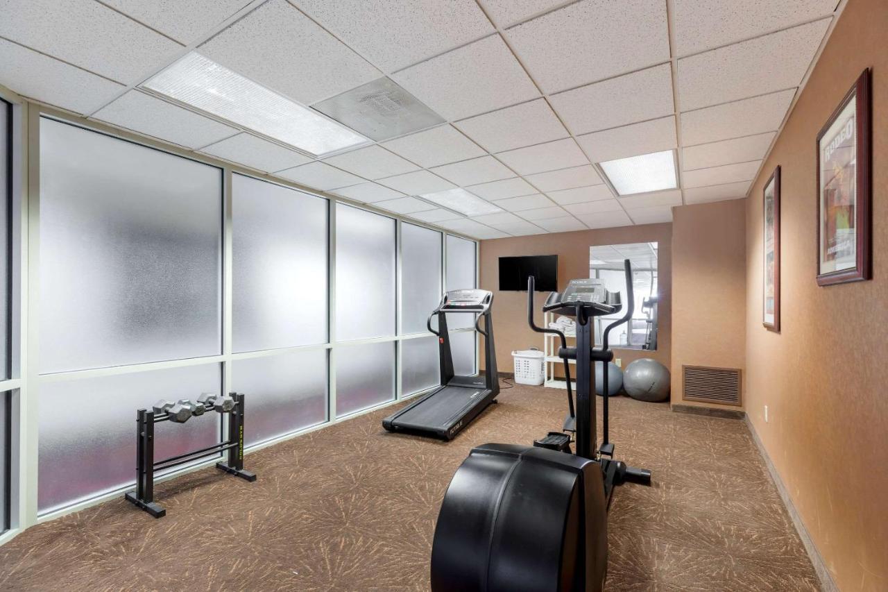 Quality Inn & Suites Wellington - Fort Collins Екстериор снимка