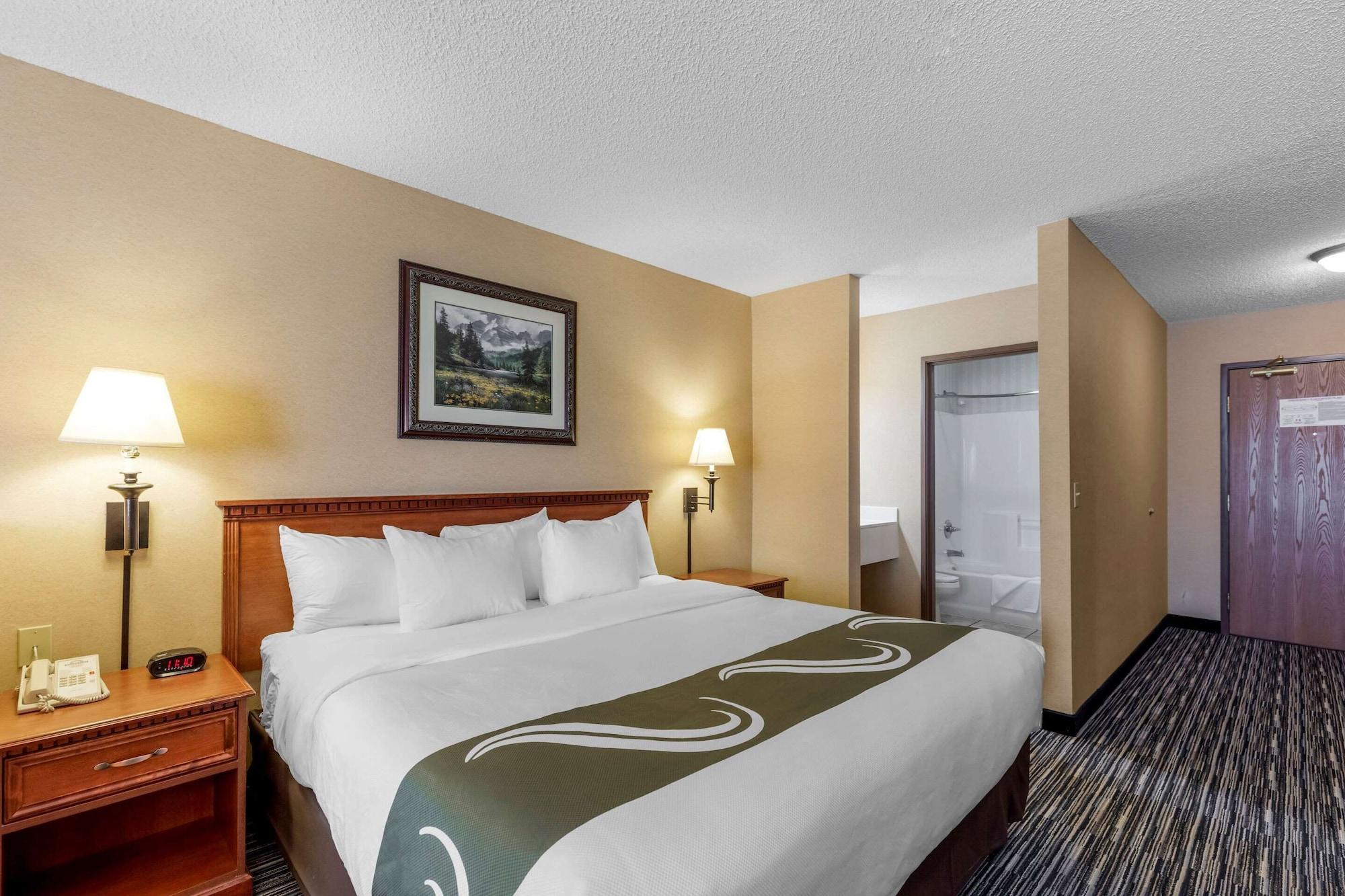 Quality Inn & Suites Wellington - Fort Collins Екстериор снимка