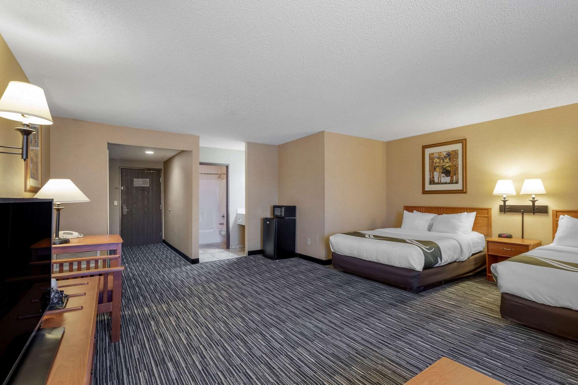Quality Inn & Suites Wellington - Fort Collins Екстериор снимка