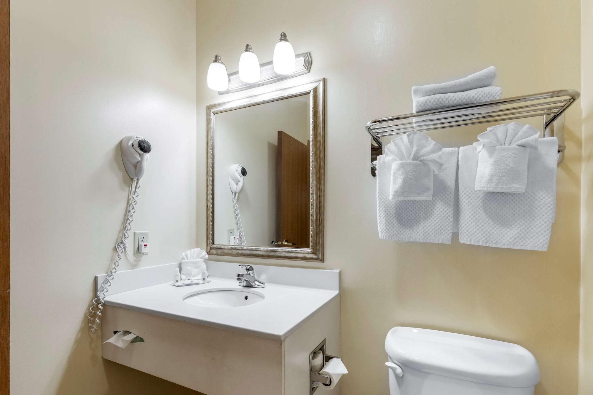 Quality Inn & Suites Wellington - Fort Collins Екстериор снимка